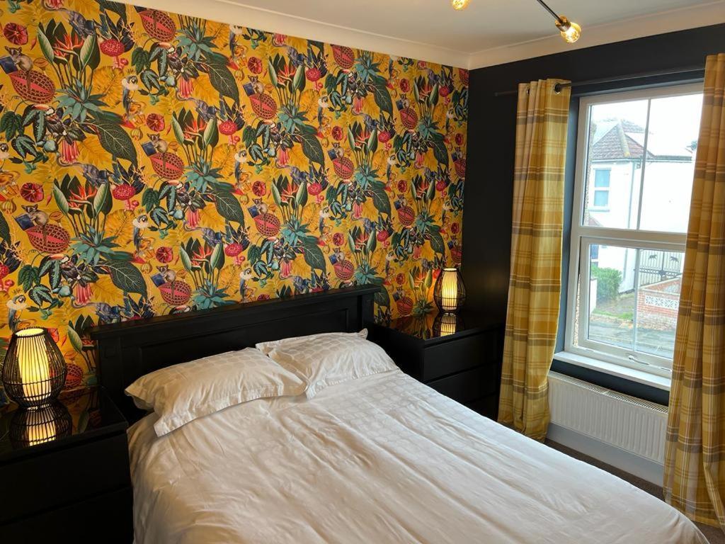 Gordon Villa - A Seaside Escape Harwich Bagian luar foto