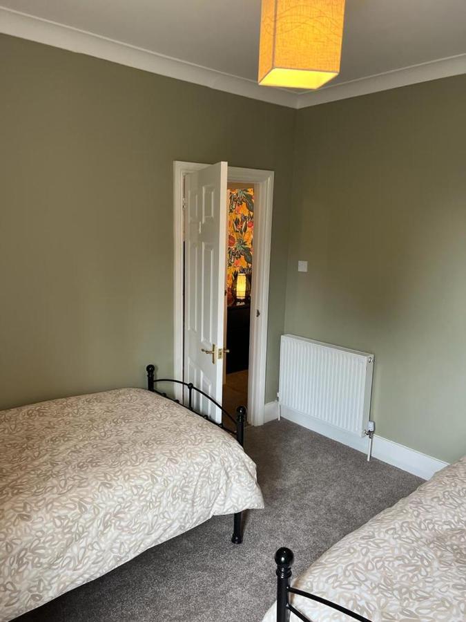 Gordon Villa - A Seaside Escape Harwich Bagian luar foto