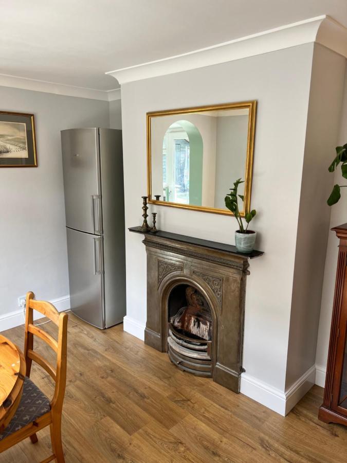 Gordon Villa - A Seaside Escape Harwich Bagian luar foto