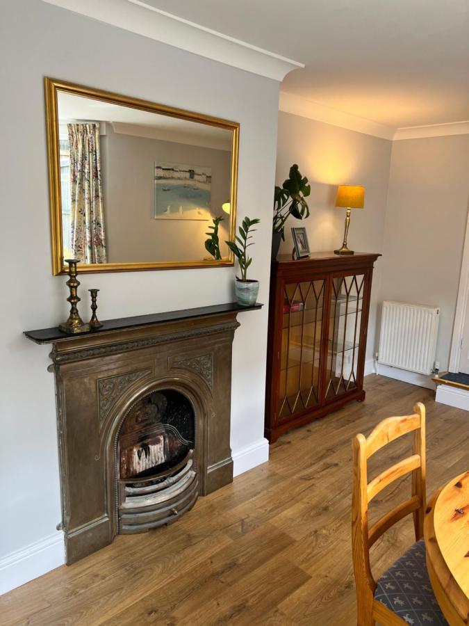Gordon Villa - A Seaside Escape Harwich Bagian luar foto